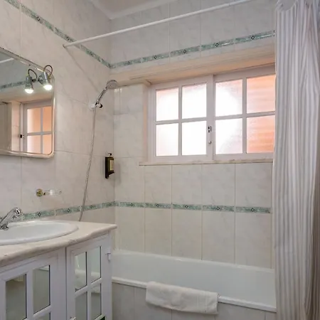 Apartment Ocean Solar Do Vau W/ Pool By Lovelystay Portimão