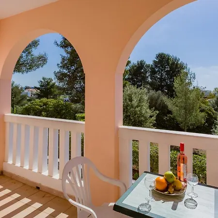 Ocean Solar Do Vau W/ Pool By Lovelystay Apartment