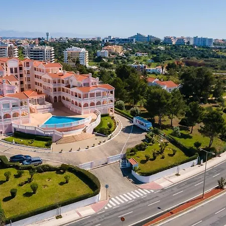 Ocean Solar Do Vau W/ Pool By Lovelystay Apartment